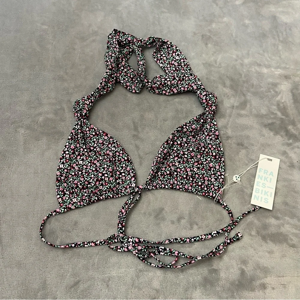New! Frankie’s Bikinis Kealy triangle bikini top summer nights floral 4651